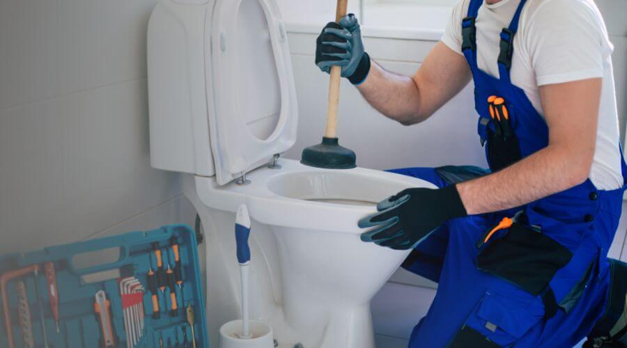 Professional emergency plumbing in Wakeeney, KS